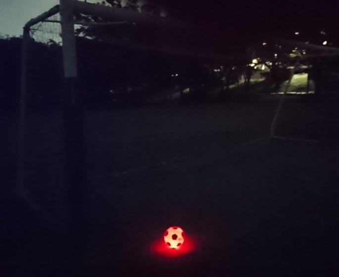 NIGHTMATCH ナイトマッチ 光るサッカーボール 5号球【空気入れポンプ、予備電池付】